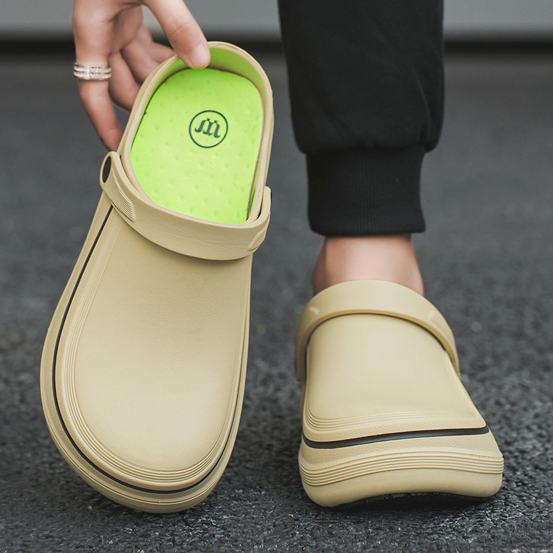 Une paire de chaussures décont - Kitchen Gadgets For Men avis et prix
